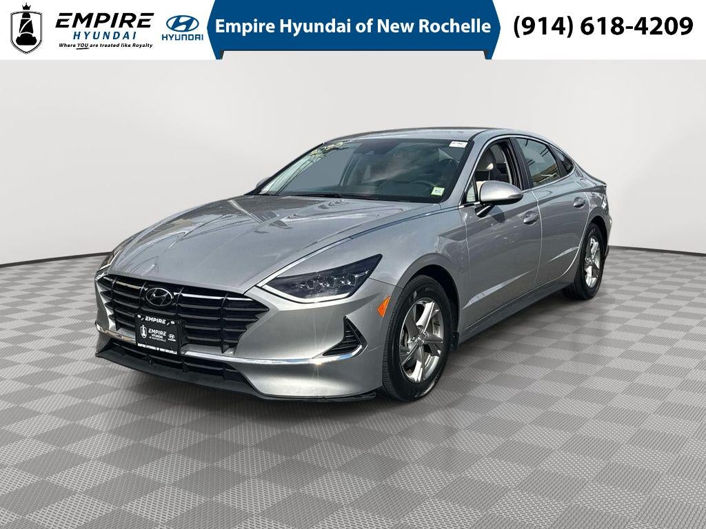 2023 Hyundai Sonata SE in Curated Silver — front three-quarter view