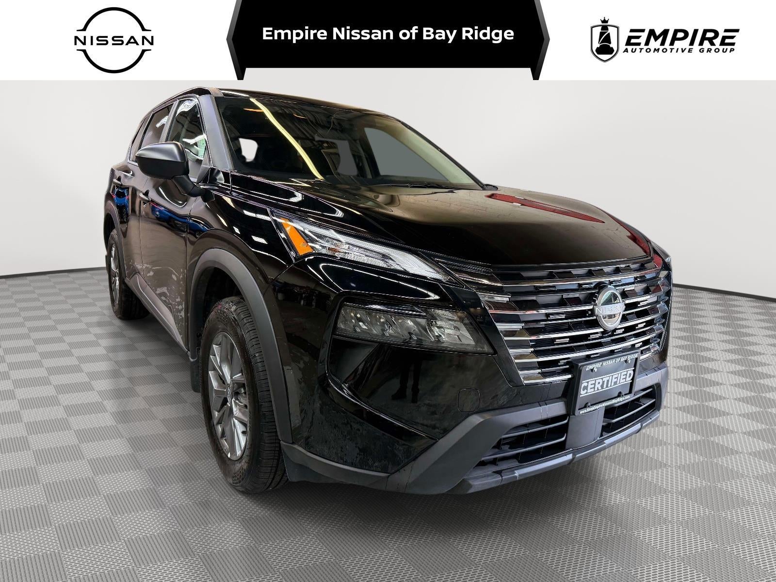 2026 Nissan Rogue S in Super Black — front three-quarter view