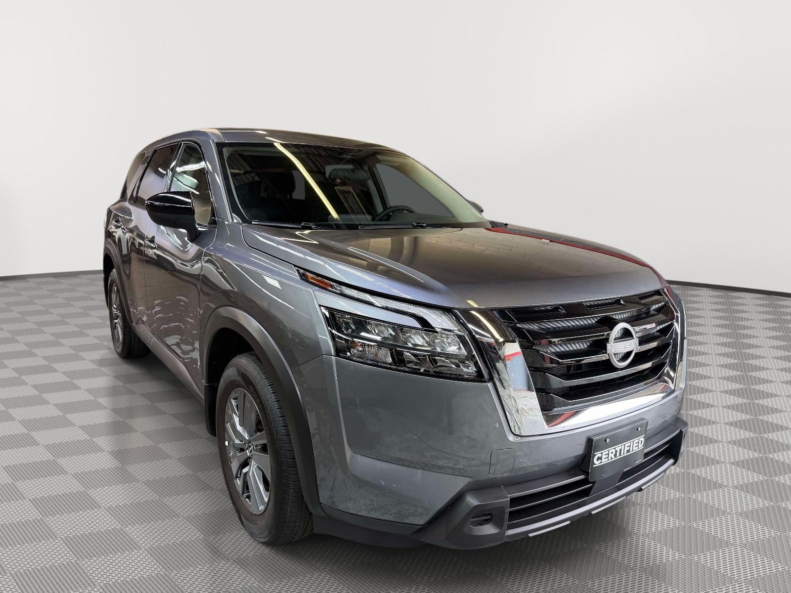 2025 Nissan Pathfinder S 4WD in Gun Metallic — front three-quarter view