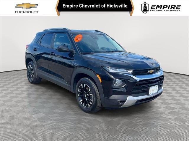 2023 Chevrolet Trailblazer LT in Mosaic Black Metallic — front three-quarter view