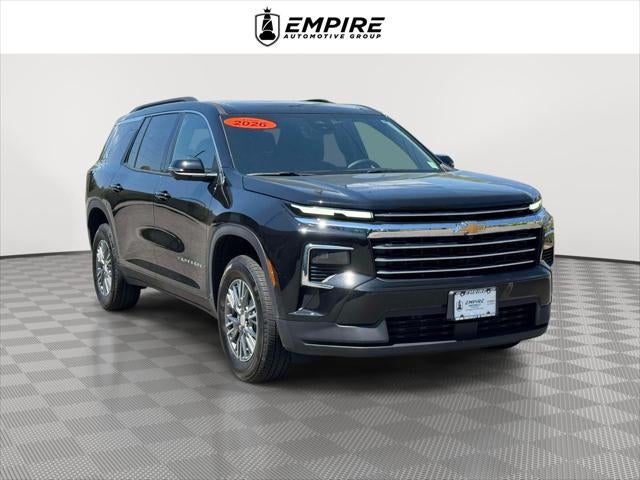 2026 Chevrolet Traverse LT in Mosaic Black Metallic — front three-quarter view