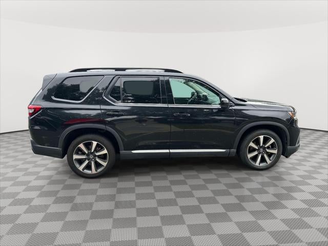 2023 Honda Pilot — side profile view