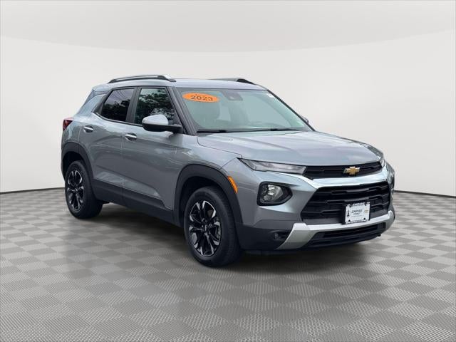 2023 Chevrolet Trailblazer LT in Sterling Gray Metallic — front three-quarter view