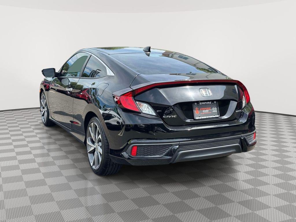 2020 Honda Civic — interior view